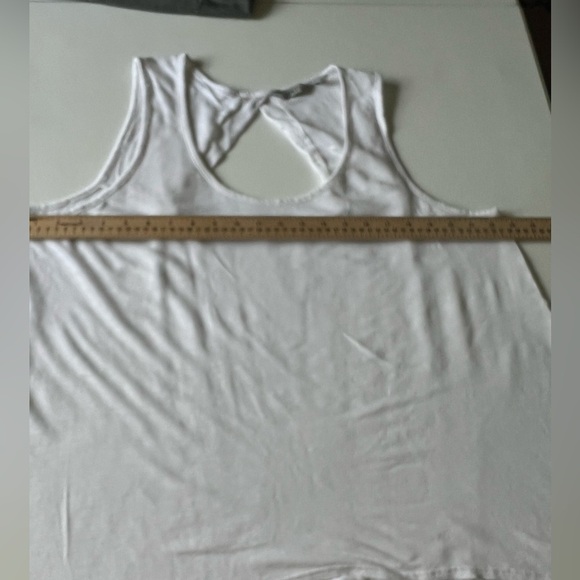 ATHLETA white sleeveless cut-out back 100% Rayon XL - Picture 5 of 7